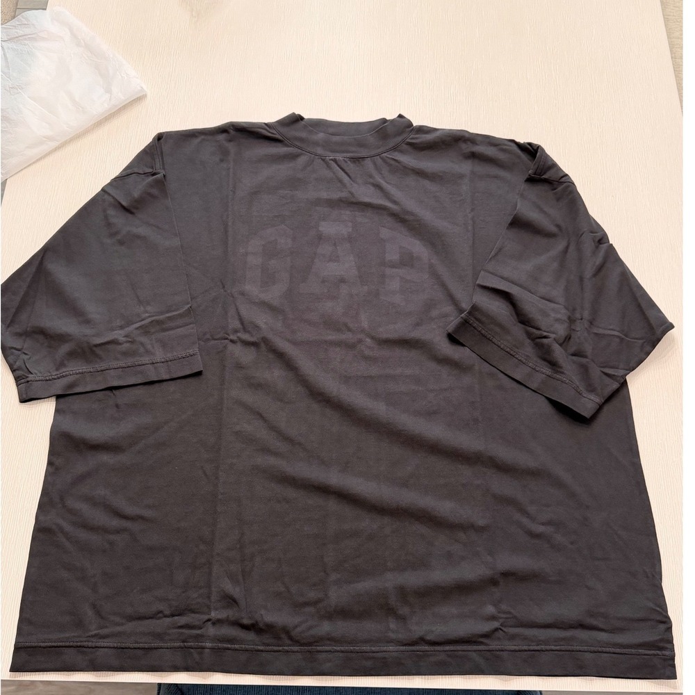 Yeezy Gap Engineered by Balenciaga Dove 3/4 Sleeve Tee Black M 471286-02-2-0003